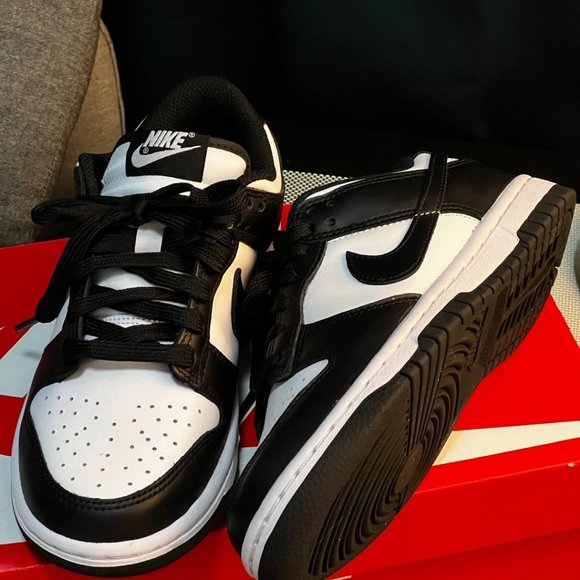 NIKE SB DUNK LOW  WHITE/BLACK main image 5